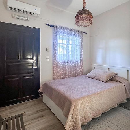 2 Bedroom Lovely Apartment In Leventoxori, Ilias Korakohóri Kültér fotó